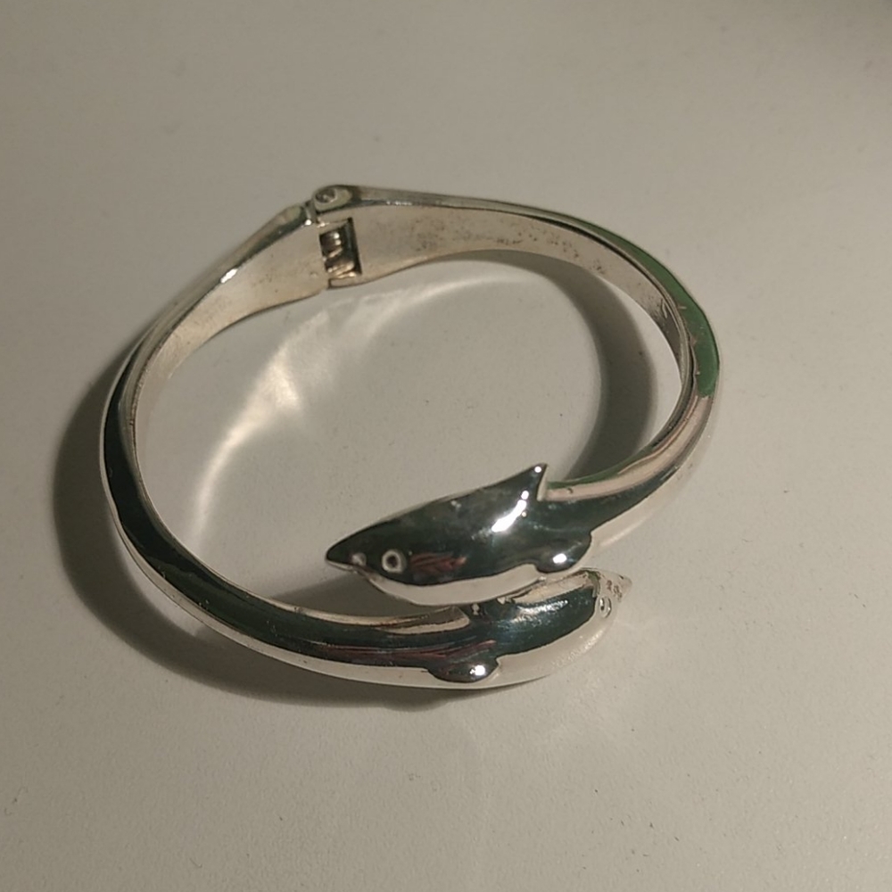 2 Dolphins Hinged Silver Bracelet